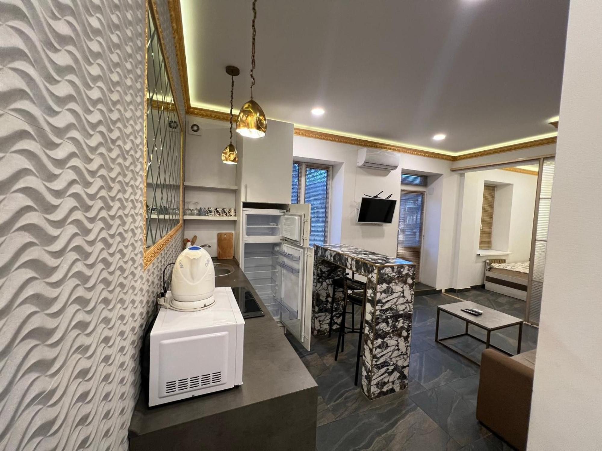 Apartment Main Center *